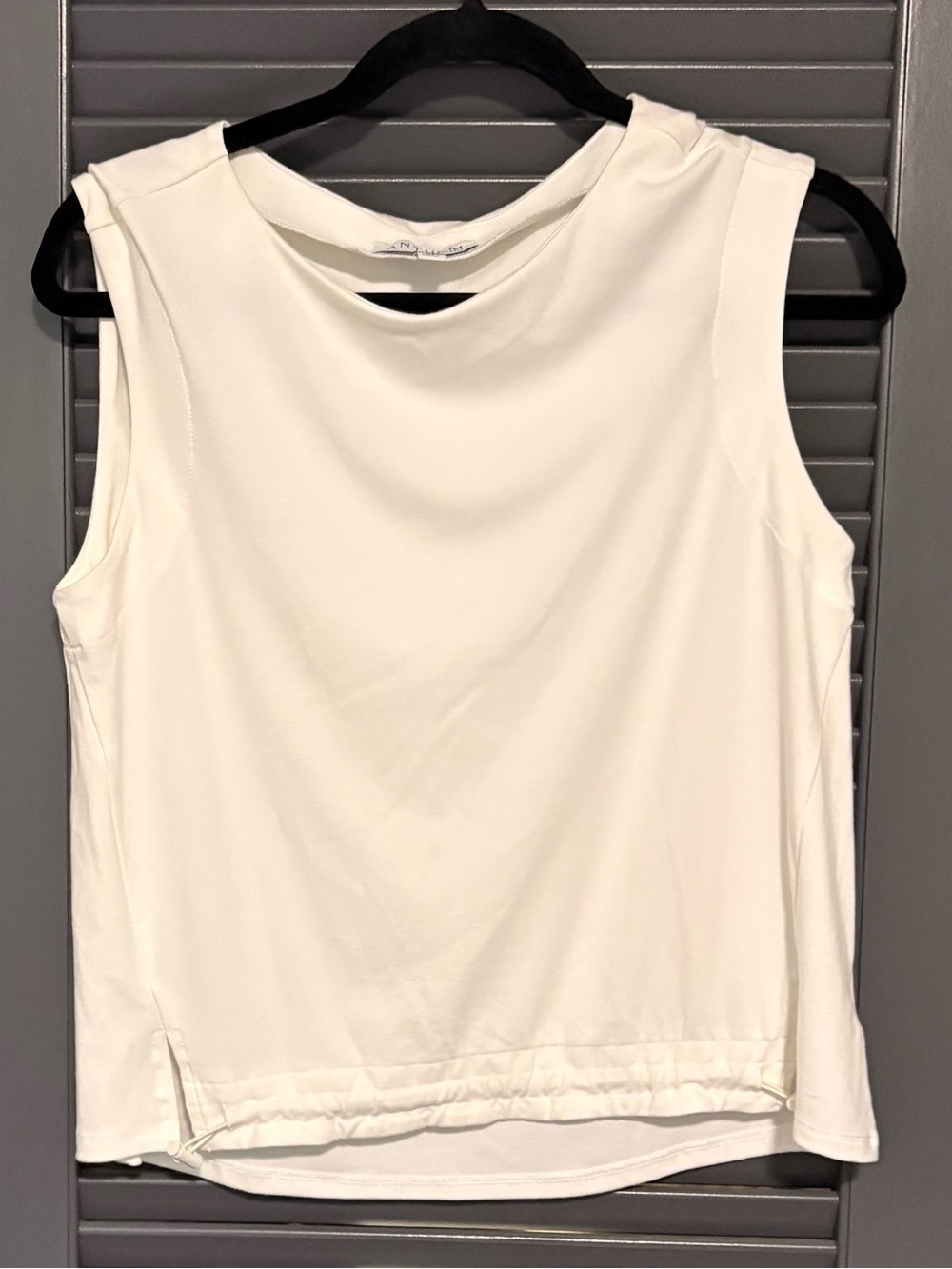 Anthem the Label White Sleeveless Tank Top